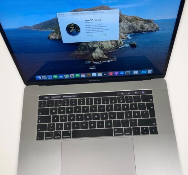 MacBook Pro 15" 2018 – Core i7/16GB/500GB SSD - Image 2