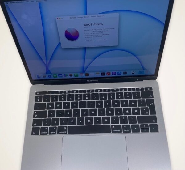 MacBook Pro 13" 2017 – Core i5/8GB/256GB SSD - Image 2