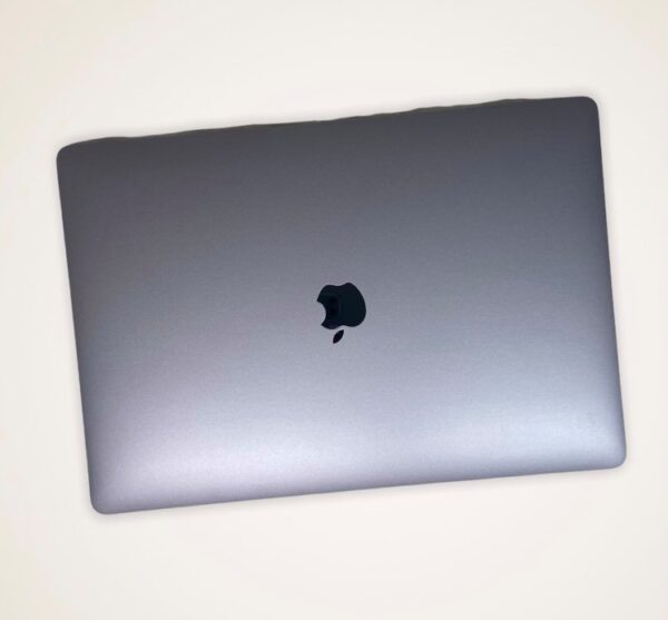 MacBook Pro 15" 2018 – Core i7/16GB/500GB SSD - Image 3