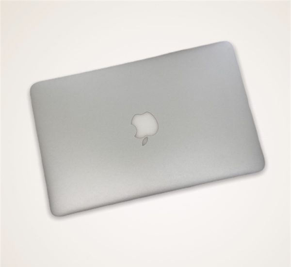 MacBook Air 11" - Image 3