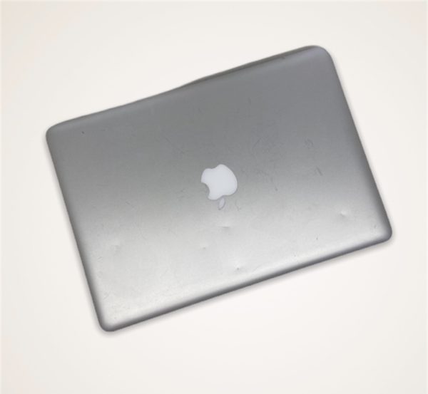 MacBook Pro 13" - Image 3