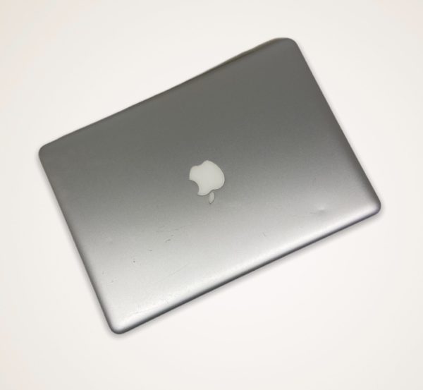 MacBook Pro 13" - Image 3