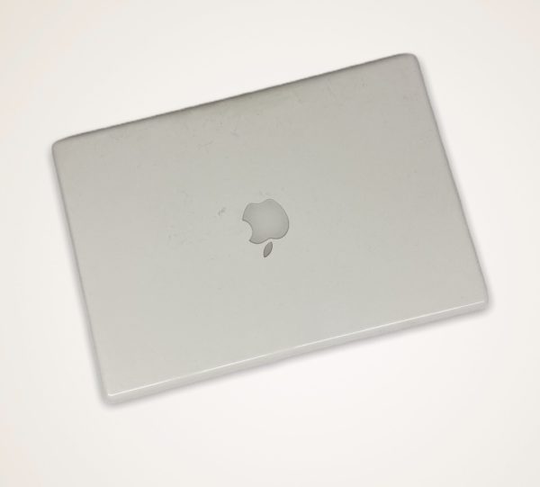 MacBook 13" - Image 3