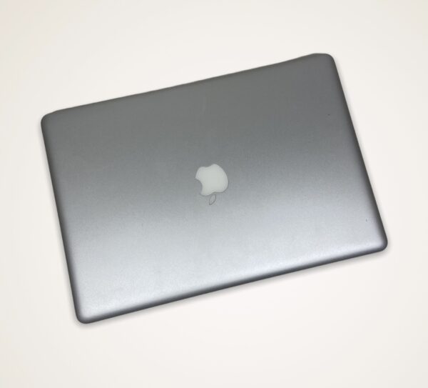 MacBook Pro 15" - Image 3