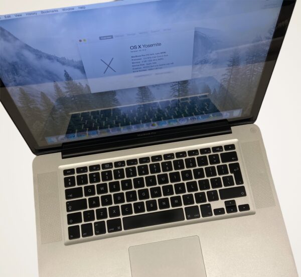 MacBook Pro 15" — изображение 2