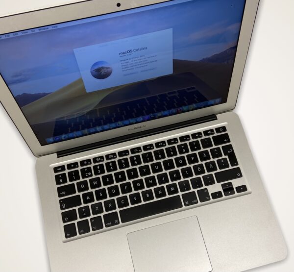 MacBook Air 13" - Image 2