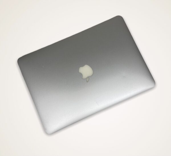 MacBook Air 13" - Image 3