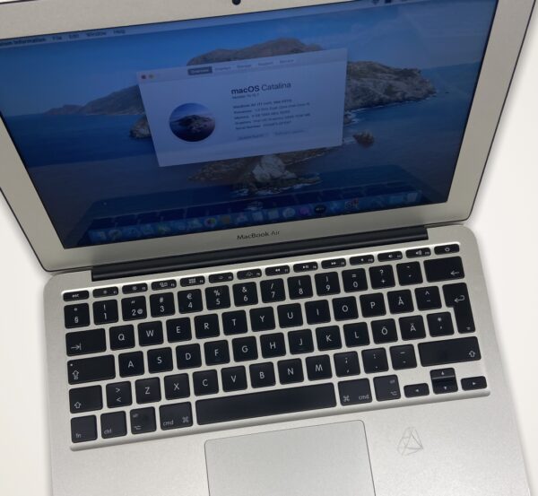 MacBook air 11" - Image 3