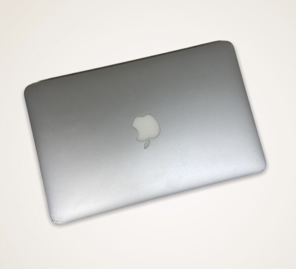 MacBook air 11" - Image 4