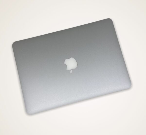 MacBook Pro Retina 13″ - Image 3