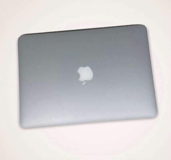 MacBook Pro Retina 13" - Image 3