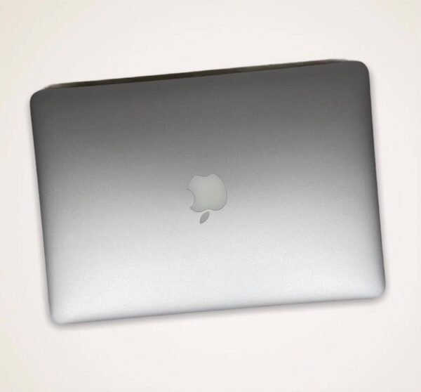 MacBook Air 13″ - Image 3