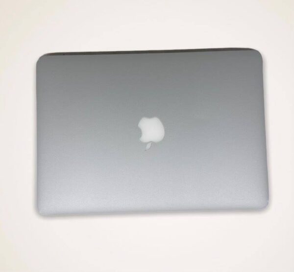 MacBook Pro 13" 2015 – Core i5/8GB/256GB SSD - Image 3