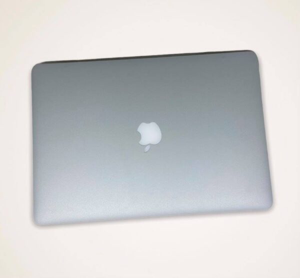 MacBook Pro 15" - Image 3