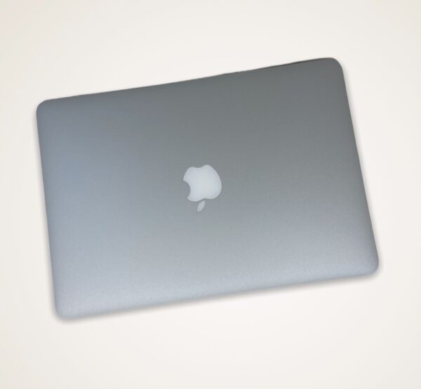 MacBook Pro Retina 13″ - Image 3