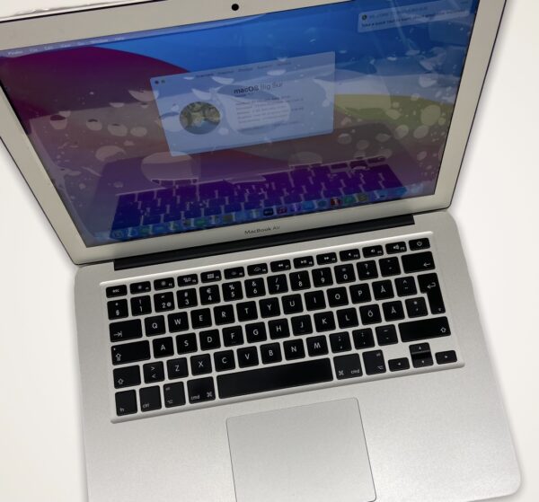 MacBook Air 13″ - Image 2