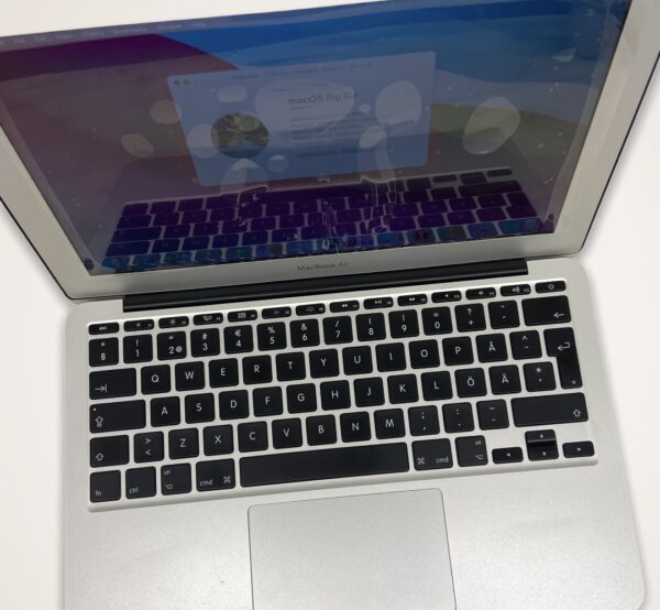 MacBook Air 11″ 2013 – Core i5/4GB/128GB SSD - Image 2