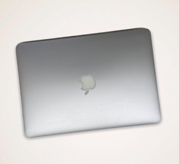 MacBook Air 13" - Image 3