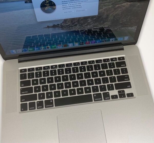 MacBook Pro Retina 15″ - Image 3