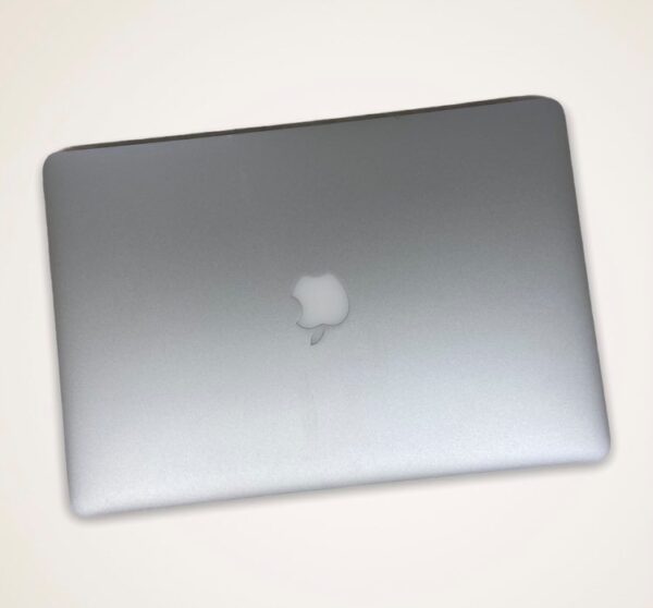 MacBook Pro Retina 15″ - Image 3