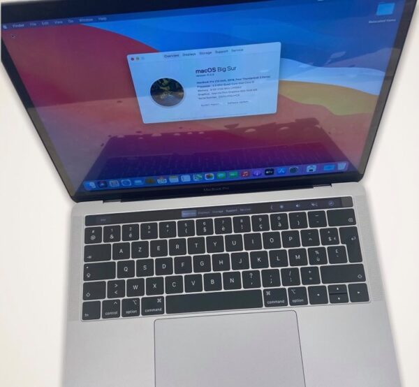 MacBook Pro 13" 2018 – Core i5/8GB/256GB SSD - Image 2