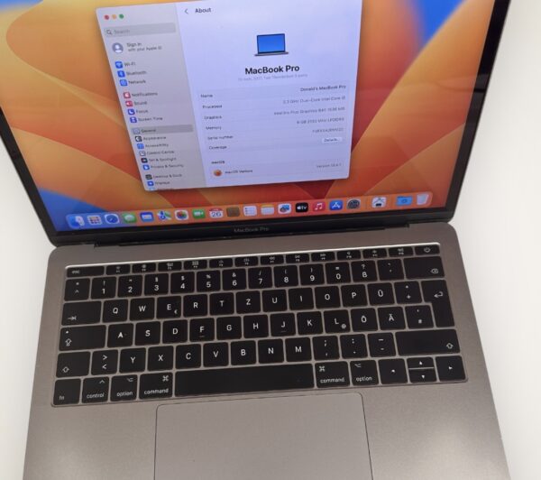 MacBook Pro 13″ 2017 – Core i5/8GB/128GB SSD - Image 2