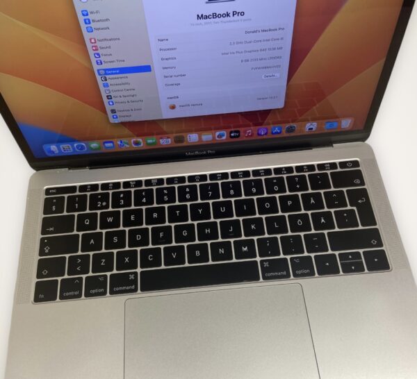 MacBook Pro 13" 2017 – Core i5/8GB/128GB SSD - Image 2