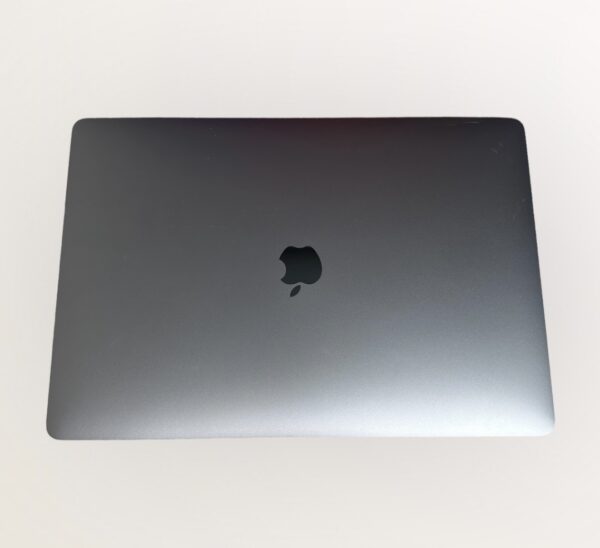 MacBook Pro 15″ 2017 – Core i7/16GB/256GB SSD - Image 3