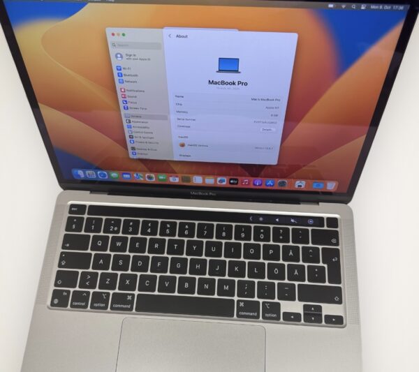 MacBook Pro 13″ 2020 – M1/8GB/256GB SSD - Image 2