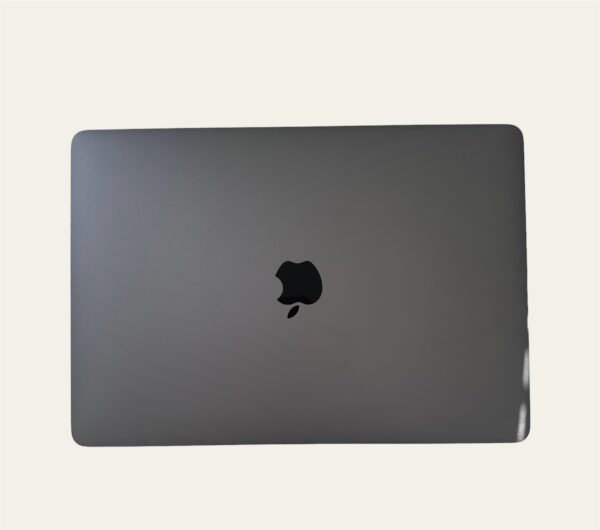 MacBook Pro 13″ 2017 – Core i7/16GB/500GB SSD - Image 3