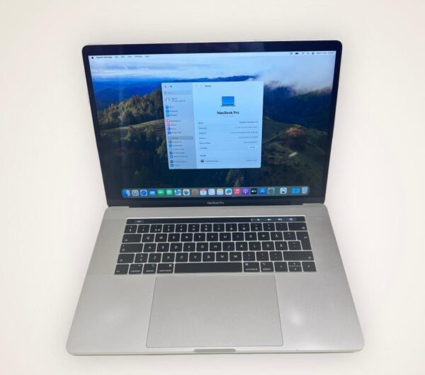 MacBook Pro 15" 2018 – Core i7/16GB/500GB SSD