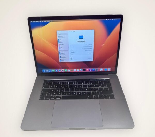 MacBook Pro 15" 2019 – Core i9/16GB/500GB SSD