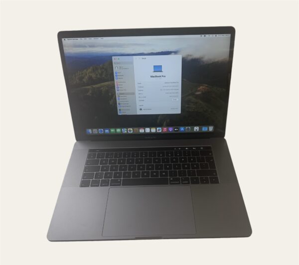 MacBook Pro 15" 2019 – Core i7/16GB/256GB SSD