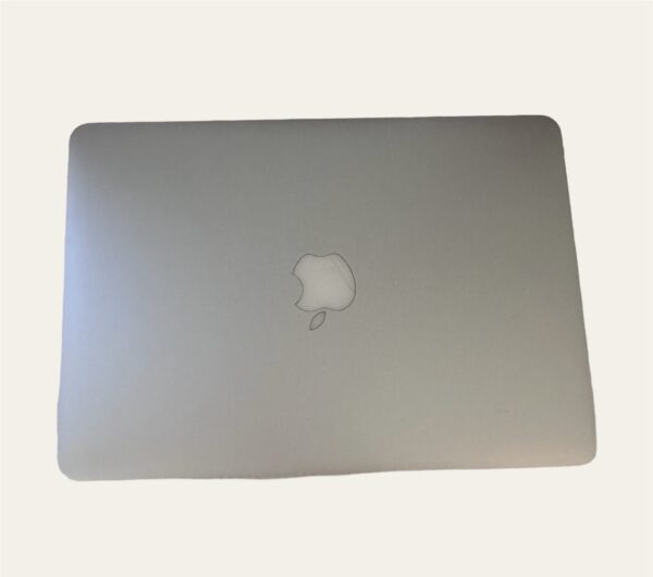 MacBook Pro Retina 13" MacOS Monterey – Core i5/8GB/256GB SSD - Image 3