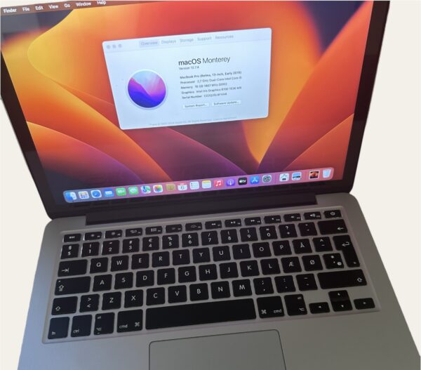 MacBook Pro Retina 13" MacOS Monterey – Core i5/8GB/256GB SSD - Image 2