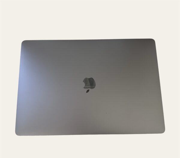 MacBook Pro 15" 2017 – Core i7/16GB/500GB SSD - Image 3