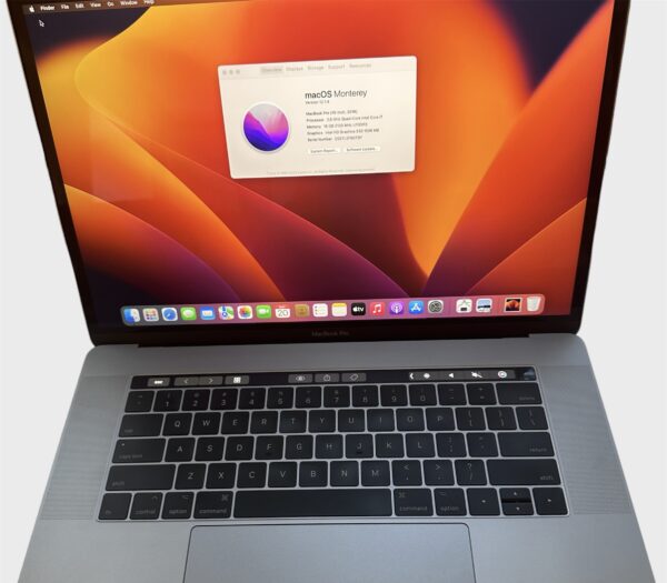 MacBook Pro 15″ 2016 – Core i7/16GB/500GB SSD - Image 2