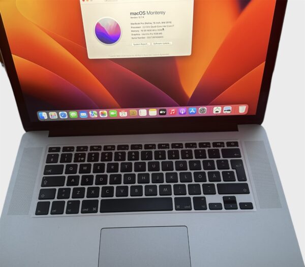 MacBook Pro 15″ macOS Monterey – Core i7/16GB/500GB SSD - Image 2