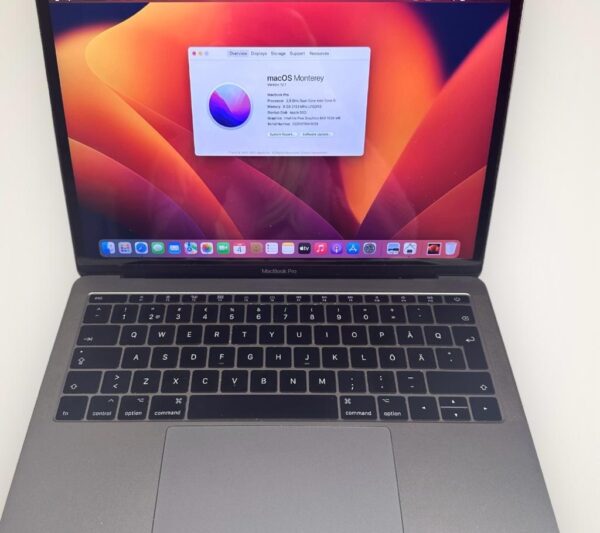 MacBook Pro 13" 2017 – Core i5/8GB/256GB SSD - Image 2