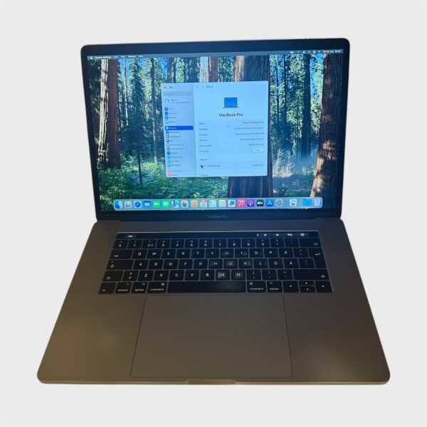 MacBook Pro 15″ 2016 – Core i7/16GB/500GB SSD