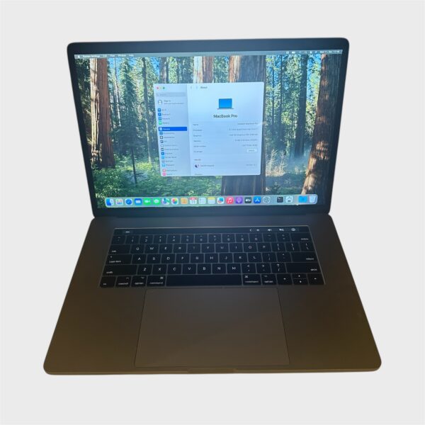 MacBook Pro 15″ 2016 – Core i7/16GB/500GB SSD