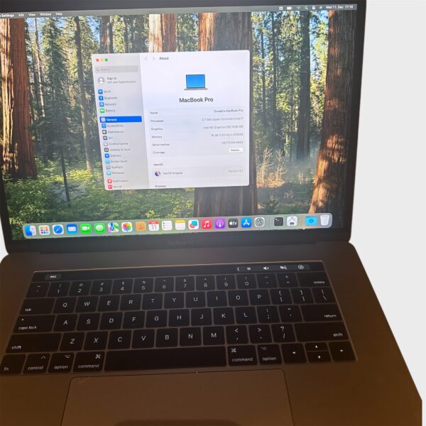 MacBook Pro 15″ 2016 – Core i7/16GB/500GB SSD - Image 2