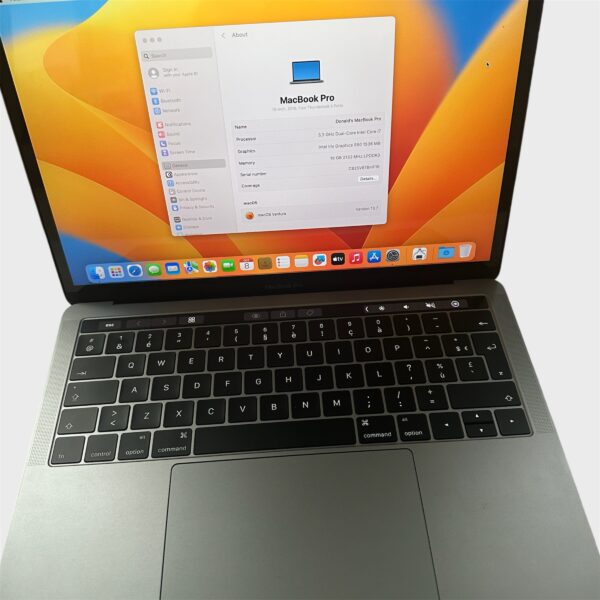 MacBook Pro 13" 2017 – Core i5/8GB/256GB SSD - Image 2