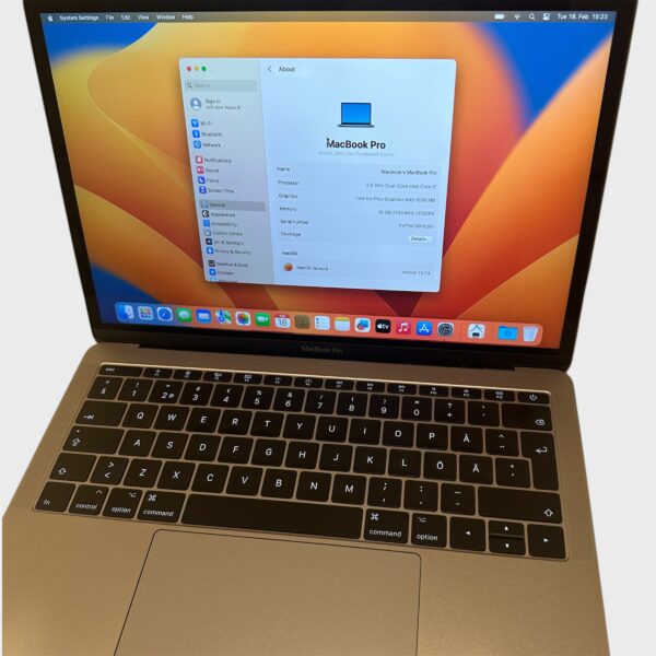 MacBook Pro 13″ 2017 – Core i7/16GB/250GB SSD - Image 2