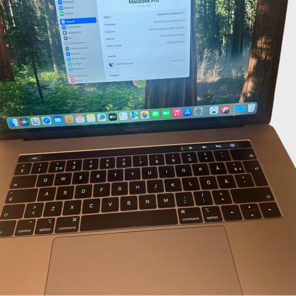MacBook Pro 15" 2019 – Core i7/16GB/500GB SSD - Image 2
