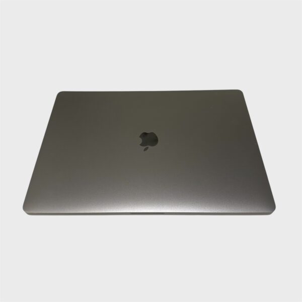 MacBook Pro 15" 2019 – Core i7/16GB/256GB SSD - Image 2