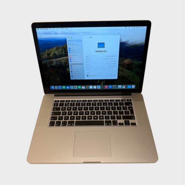 MacBook Pro 15″ 2015 – Core i7/16GB/256GB SSD